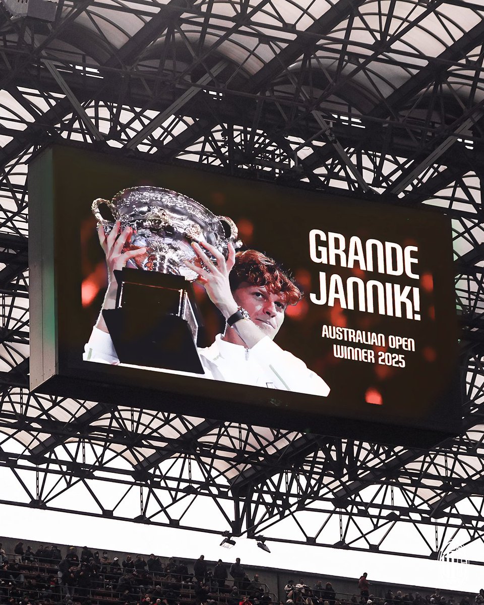 1️⃣ of us ❤️🖤

<a href="/janniksin/">Jannik Sinner</a> #AO2025 #SempreMilan