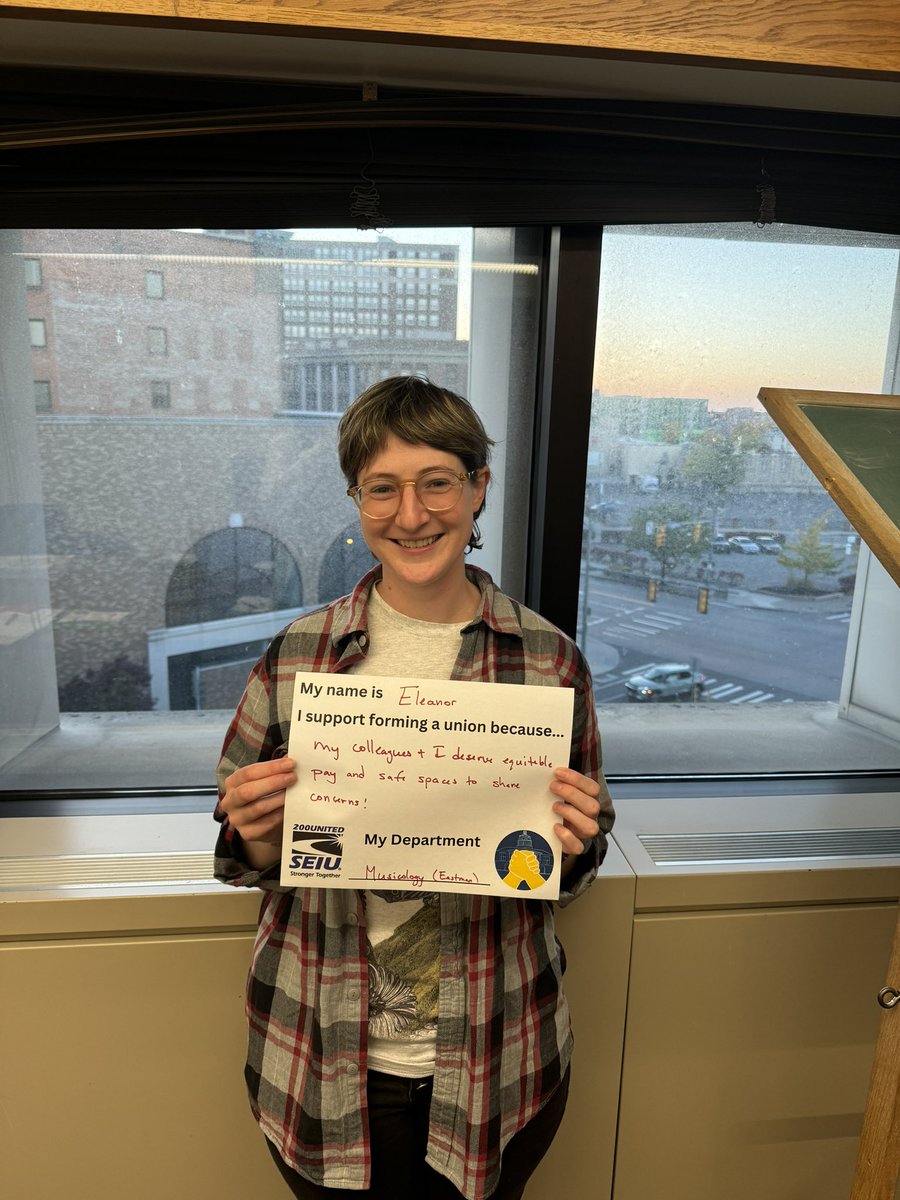 ur_glu's tweet photo. Grads across the U of R are joining our movement to form a union! Join us today by signing a card and sharing with your coworkers. And come to our rally in front of the interfaith chapel at 3:30 on 1/30 to demand that Pres Mangelsdorf honors her agreement! Link in bio https://t.co/TEwTJyqQYs