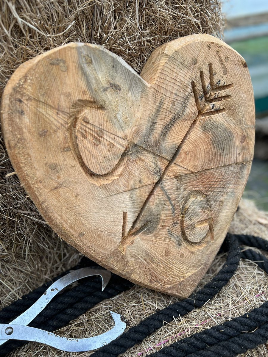 As February edges ever closer work on our valentines 💌 displays begins ❤️ <a href="/chewtonglen/">Chewton Glen</a> 
#Valentine #valentines #February
#heart #art #valentinesday #love #chewtonglen #chainsaw #carving #loveisintheair