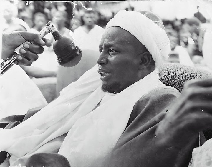 Serigne Aliou Cissé ❤️ a dit :﴾Un seul instant de dévotion sincère vaut plus qu’une vie entière. Efforce-toi de faire en sorte que ton engagement dans l’obéissance à Dieu soit constant et pur, car la véritable récompense réside dans l’accomplissement de ce qui est juste.
⬇️