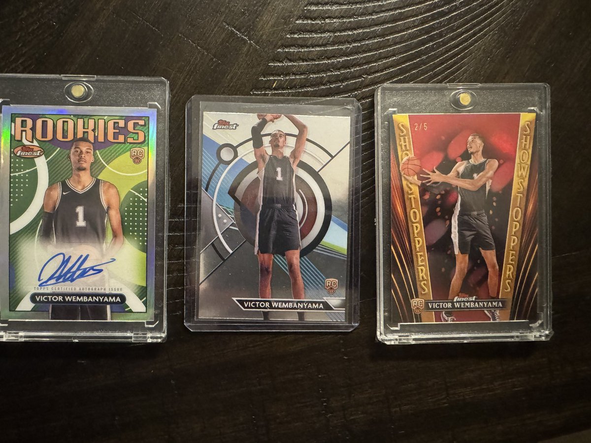 Michaelcreech92's tweet photo. @CardPurchaser me and @thatonexraytech pulled these from the same hobby box last night how’d we do? https://t.co/zL5J4D64uq
