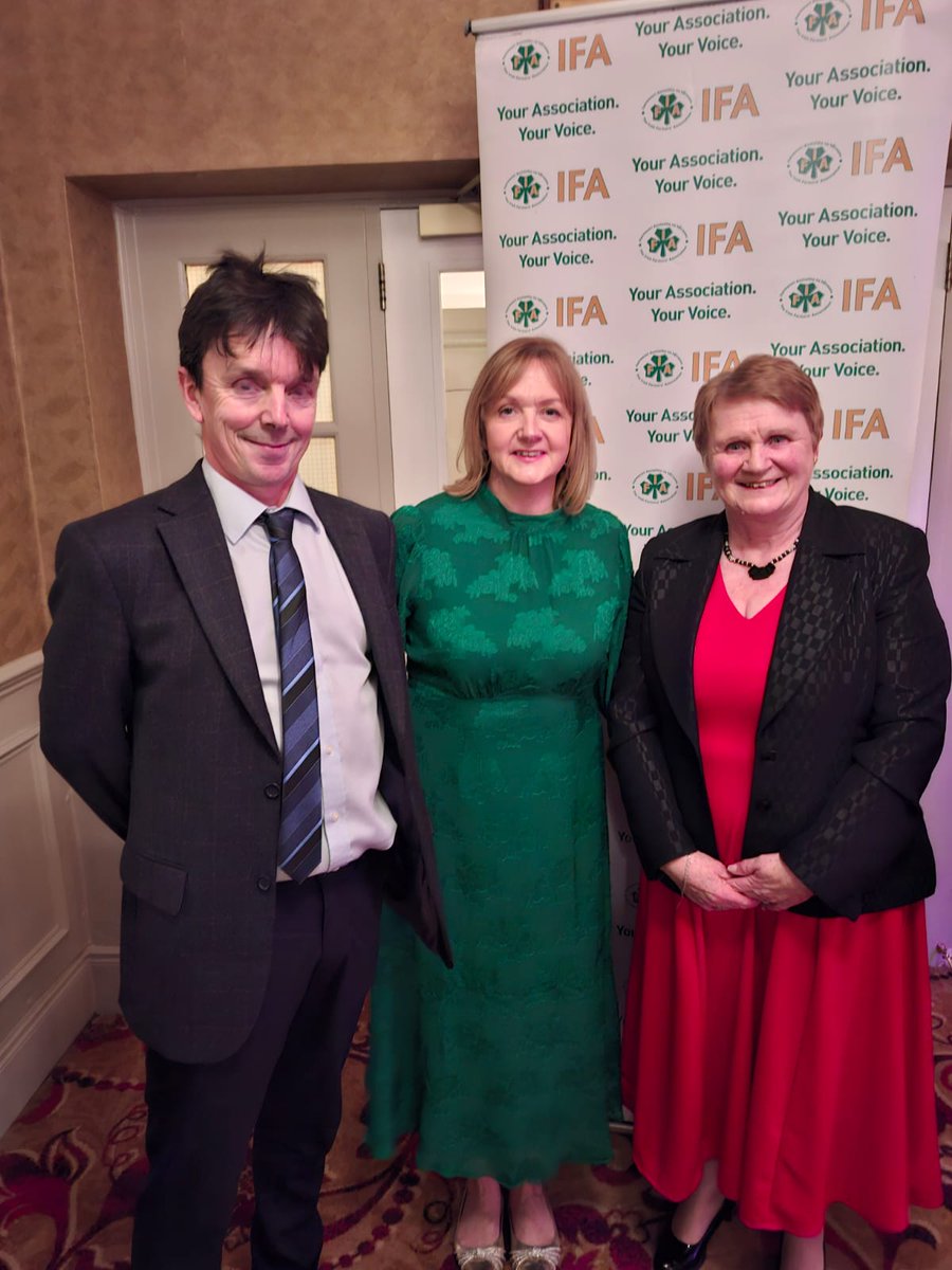 AliceDoyleIFA's tweet image. Thank you to Westmeath IFA for the kind invitation to their 70th anniversary dinner last night. Huge efforts made by members to attend inspite of power and water outages. Well done all!