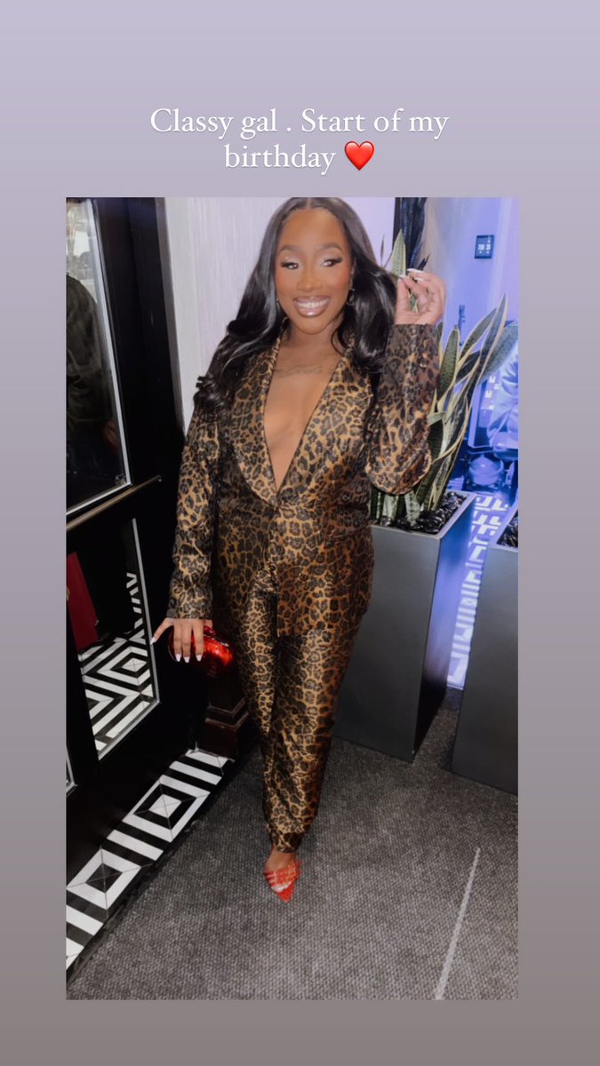 Ladyysidd's tweet photo. Aquarius SZN i never played ❤️‍🔥classy mommi https://t.co/kbPw5eEdbx