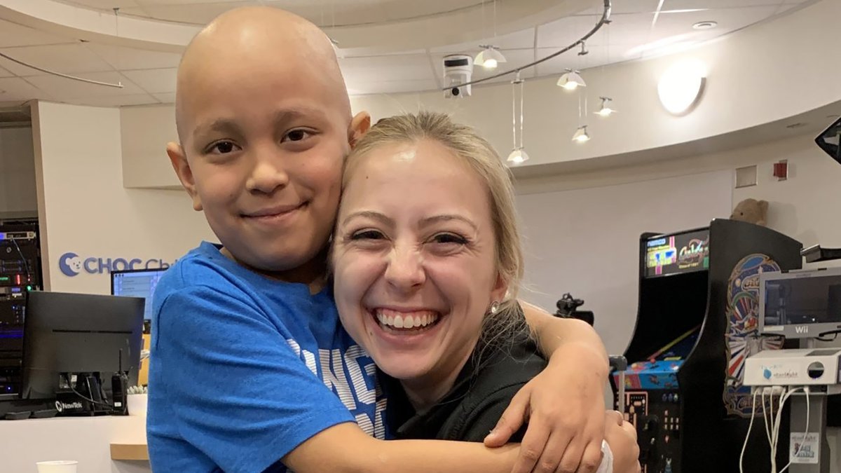 MusicHasHealing's tweet photo. When Antonio faced a life-changing medical journey, music became his strength and comfort. 🎶 Through music therapy, he found joy, expression, and healing. Read his inspiring story: https://t.co/cawVTFfRdE #MusicHasHealingPower #MHHP https://t.co/GjaDipynyh