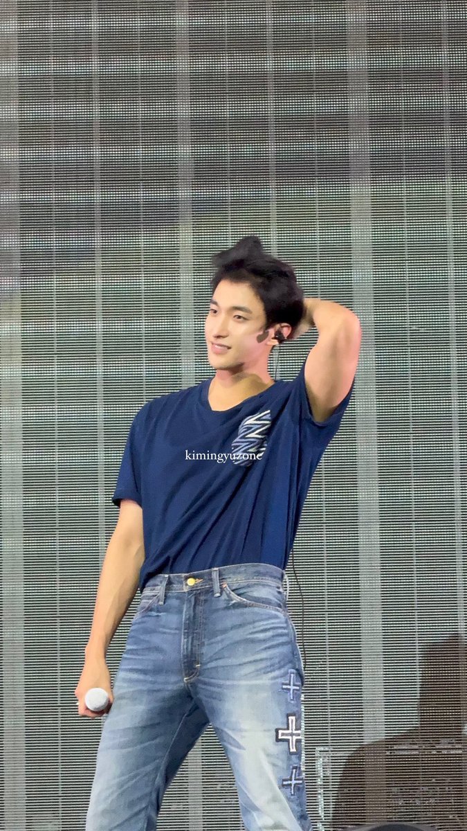 seokcheolthings's tweet photo. 😵‍💫 https://t.co/1re7XaZWqN