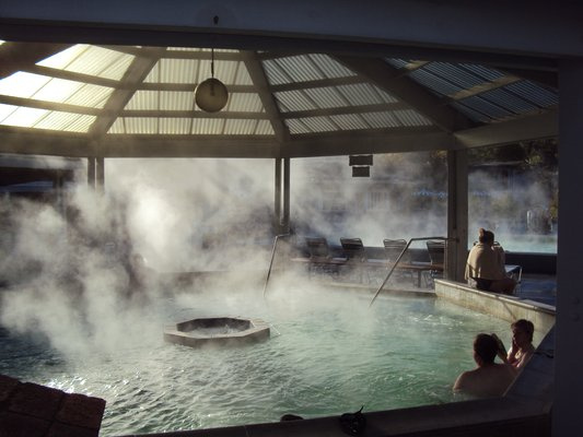 calihotsprings's tweet image. Immerse yourself in Napa Valley's geothermal wonders at Calistoga Hot Springs! Luxurious soaking &amp;amp; spa treatments. Combine wine tasting with relaxation! ⛱️🍷😪

#NapaValley #hotsprings #soaking #winetasting #relaxation #luxurytravel #California #adventure calihotsprings.com/loc/calistoga-…