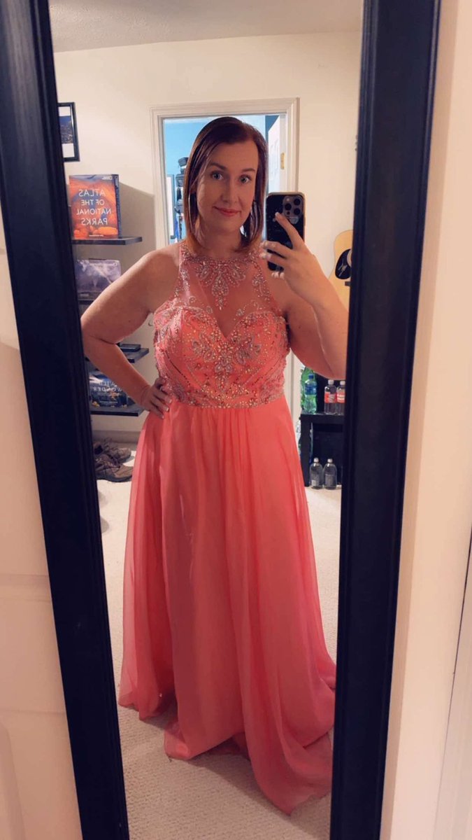 tabithahawk's tweet image. House of Cards was amazing experience with friends, great food too. Time flew by, I would love to go back again sometime.

I got the A5 Japanese Wagyu fillet, which is one of the most expensive steaks out there. All the food was good.