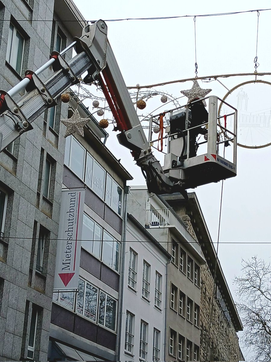 Tori97832288's tweet photo. #AlphabetChallenge #WeekDforDanger
Work at dizzy heights.
๐ตโ๐ซ https://t.co/k8TFMTbUWA