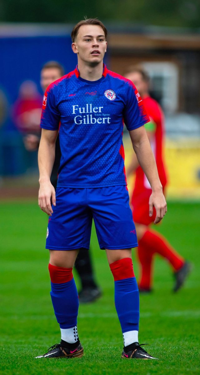 Vinnieg46's tweet photo. My time @RPVFC is up and I’m now looking for somewhere new to progress with in my career. Thanks to @Coach_Josh_ and his team that were apart of my journey, who left the club also. Onto pastures new and I can’t wait for what’s next. Feel free to contact me 07479949228 #FreeAgent https://t.co/coZqJt3yg2