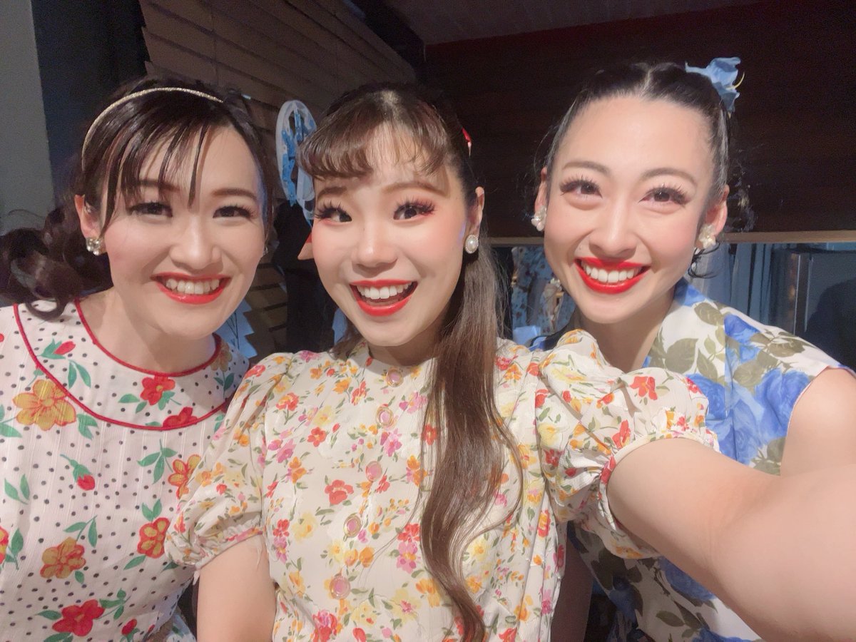 エノケンmix終演いたしました‼️
盛大に打ち上がってきました✨
本当に素敵な方ばかりの座組で、出演できて幸せでした✨コーラスガールとして舞台でとっても自由にお芝居させていただきました😆😆楽しかったです‼️
またみんなとお芝居したいです✨✨
#エノケン
#エノケンmix
#浅草九劇