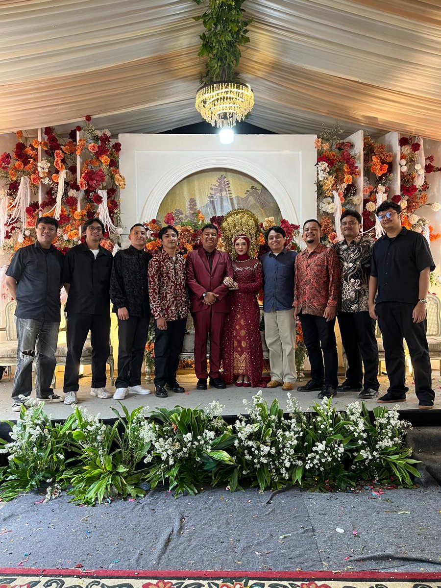 Hari ini merayakan Abo-Reita dan Bagol-Nila, warganya tambah buanyak 🫰