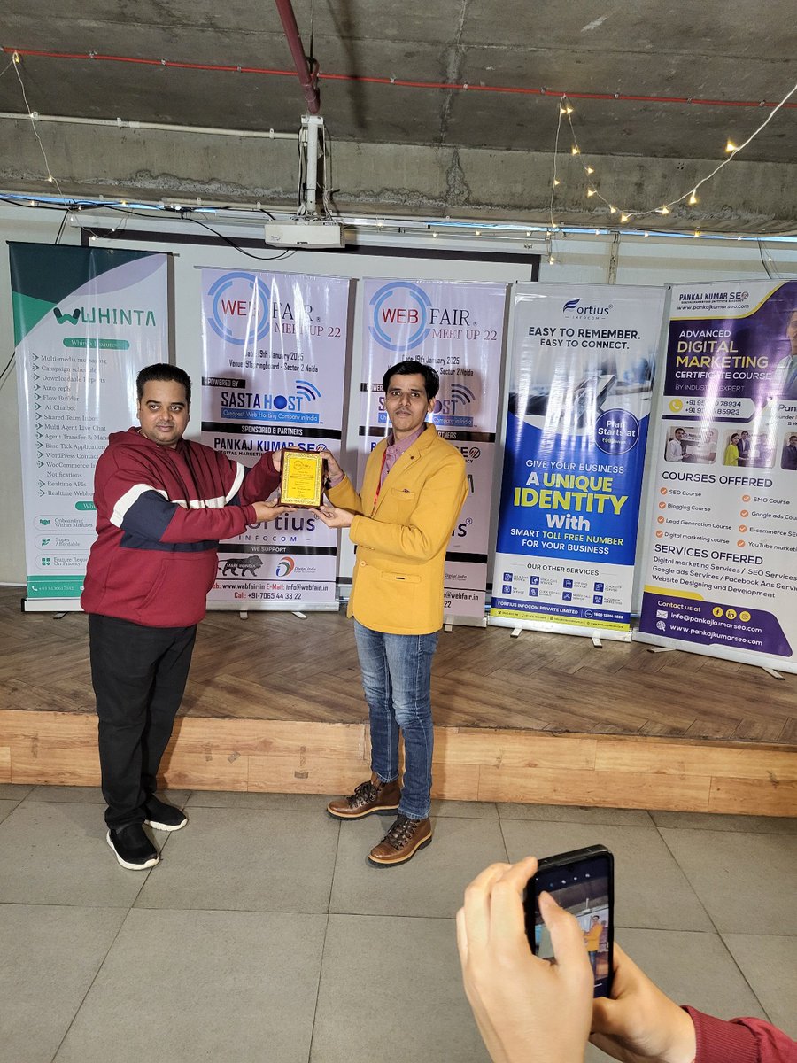 seopankajkumar's tweet photo. 🎉( Check it 👇🏻) WebFair Meetup22 Noida🚀
Words can't express my gratitude for the incredible opportunity to speak and receive an award at WebFair Meetup 22! 

#WebFairMeetup #Speaker #Award #DigitalMarketing #Networking #SEO #PankajKumarSEO #blogging #networking #seoevent https://t.co/HBeakRqOcr