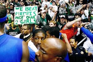TrueMemphian's tweet photo. GAMEDAY @ NOON
#StripetheForum
#MemphisState
π
βοΈ https://t.co/IHi1B1ztUE