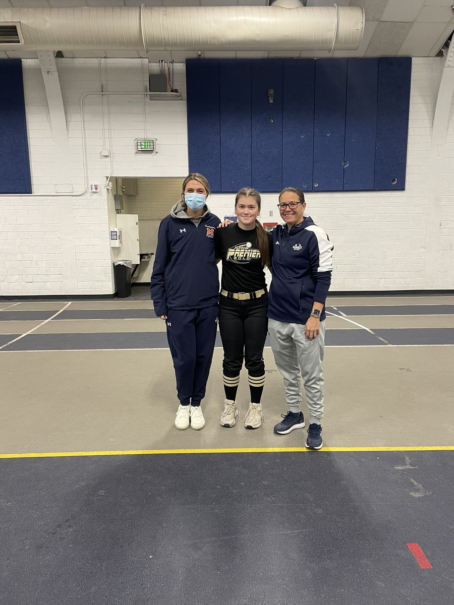 claire_2230's tweet photo. I had a fantastic time at the Colorado School of Mines camp today! I loved getting to work with the team and coaches in such a fun and engaging environment. The campus was beautiful and I can’t wait to come back!! @MinesSoftball @IPF08_JT https://t.co/ONFMyXBKu3