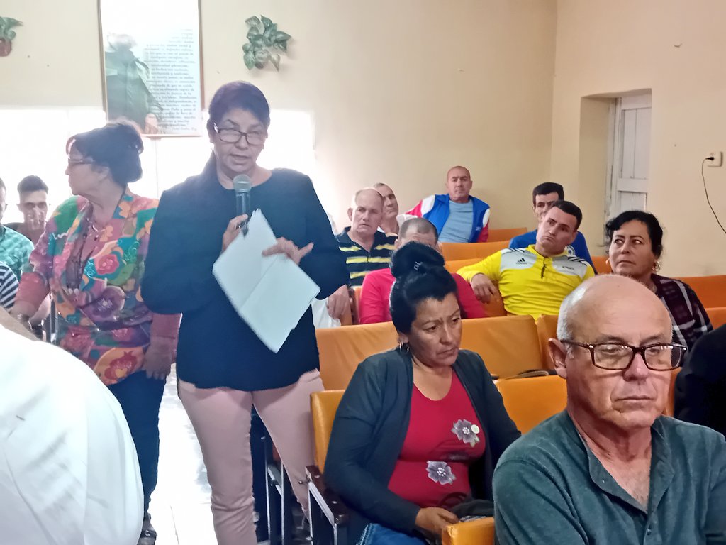 Presentación y debate del informe d la Comisión Permanente d Trabajo d Asuntos Económicos, para dictaminar sobre el plan d la Economía y el Presupuesto del Estado para el 2025 en #Cabaiguán 
#SanctiSpíritusEnMarcha  
<a href="/DiazCanelB/">Miguel Díaz-Canel Bermúdez</a> 
<a href="/AsambleaCuba/">Asamblea Nacional Cuba</a> 
<a href="/AlexisLorente74/">Alexis Lorente Jiménez</a> 
<a href="/LaritzaCon11073/">Laritza Concepción</a>