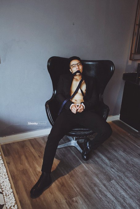 Watch ShenkyPhoto's leaked NSFW photo on TwXstars