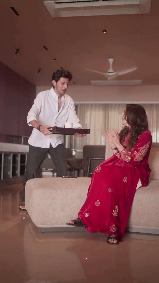 vodafone_dz's tweet photo. तंग करने का तोसे नाता है गुजरिया 🫠❤️ https://t.co/Y3QyUKb8gF