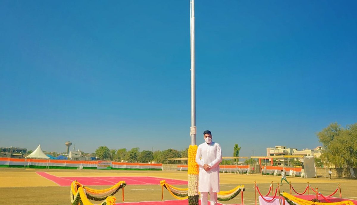 motishristate's tweet photo. इस गणतंत्र दिवस पर, मैं अपने दादा जयपालसिंह गोहिल मोतीश्री गनधोल को याद करता हूं। ऑपरेशन ब्लू स्टार में उनके साहस ने मुझे उनके जीवन पर एक किताब लिखने के लिए प्रेरित किया। यह उनकी देशभक्ति और मूल्यों को समर्पित है। @kmotishri @motishristate #motishri https://t.co/GJN2E4SUhj