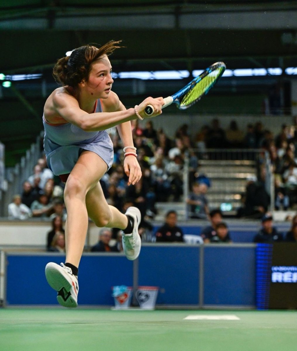 abcdeltenis's tweet photo. Ekaterina Dotsenko (2011), campeona de Les Petits As 🇫🇷 

Campeonas destacadas:
Marta Kostyuk 🇺🇦
Bianca Andreescu 🇨🇦
Jelena Ostapenko 🇱🇻
Yulia Putintseva 🇷🇺 (ahora 🇰🇿)
Gabriela Dabrowski 🇨🇦
Dinara Safina 🇷🇺
Kim Clijsters 🇧🇪
Anna Kournikova 🇷🇺
Martina Hingis 🇨🇭
Anke Huber 🇩🇪 https://t.co/CvlcFyxNlL