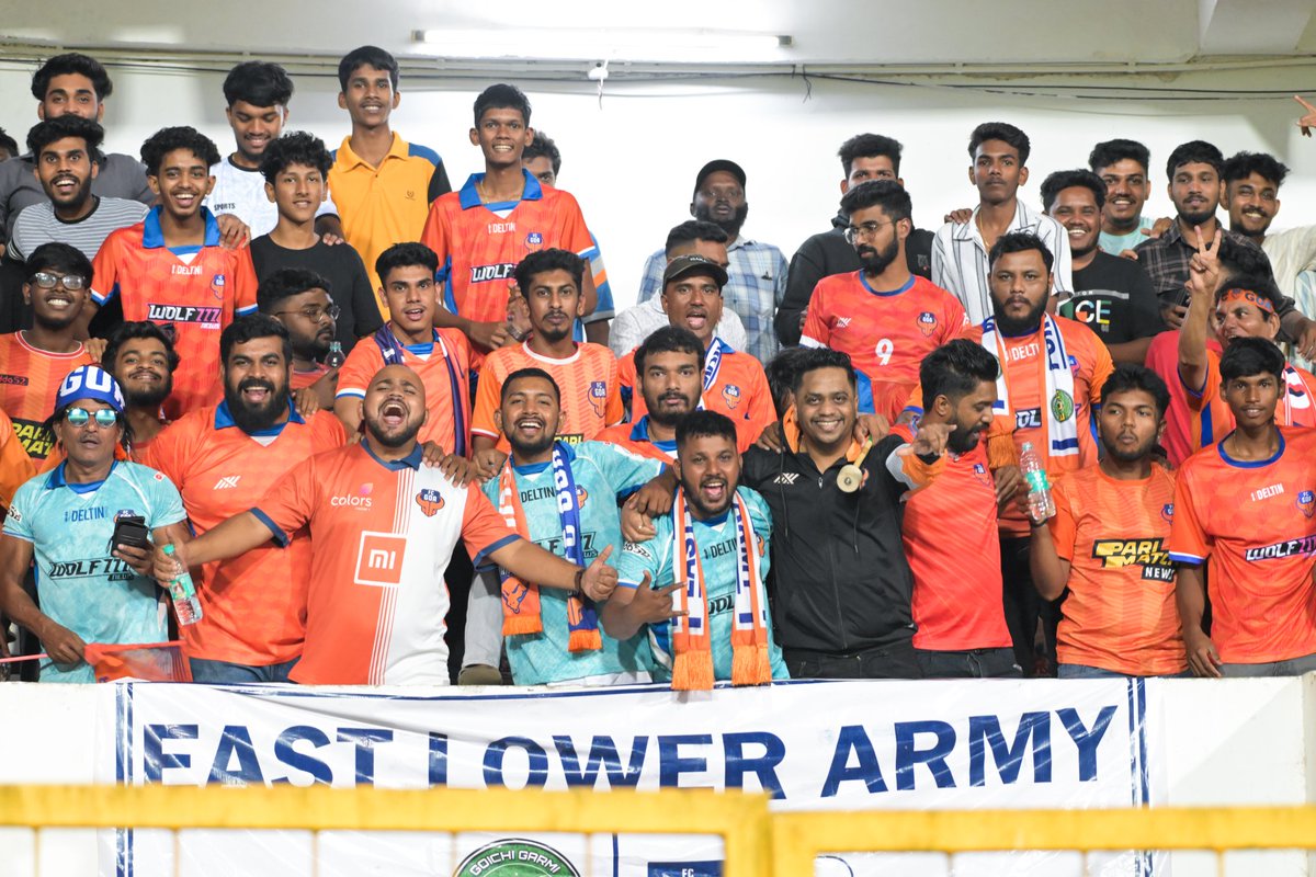 When Goa meets football, passion erupts.🔥🧡
#FCGOA #IndianSuperLeague #ISL #Football #Goa