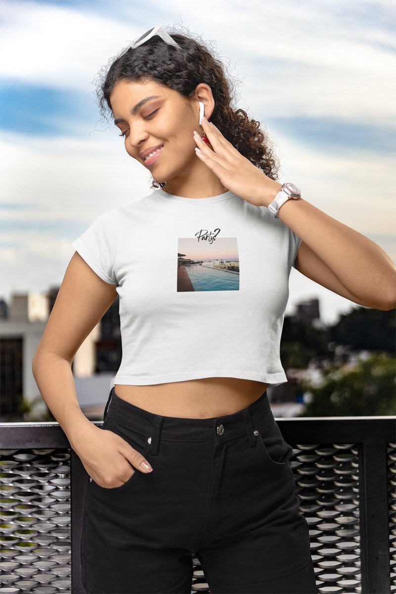 Rooftop Party

wasgeeeht.myspreadshop.de/rooftop+party-…

#rooftopparty #womenswear #tshirt #fashion