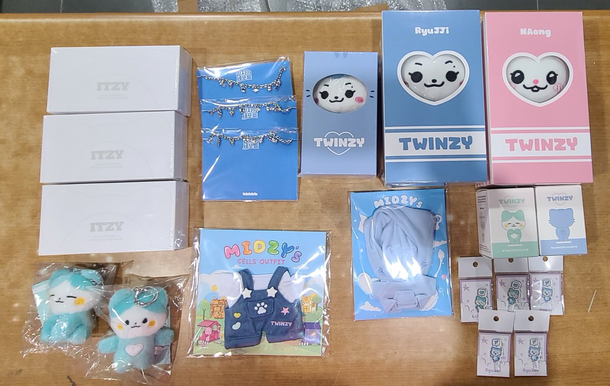 ForOmochi's tweet image. #OMOCHI_UPDATES

ARRIVED AT KR ADD

ETA TO PH end of February