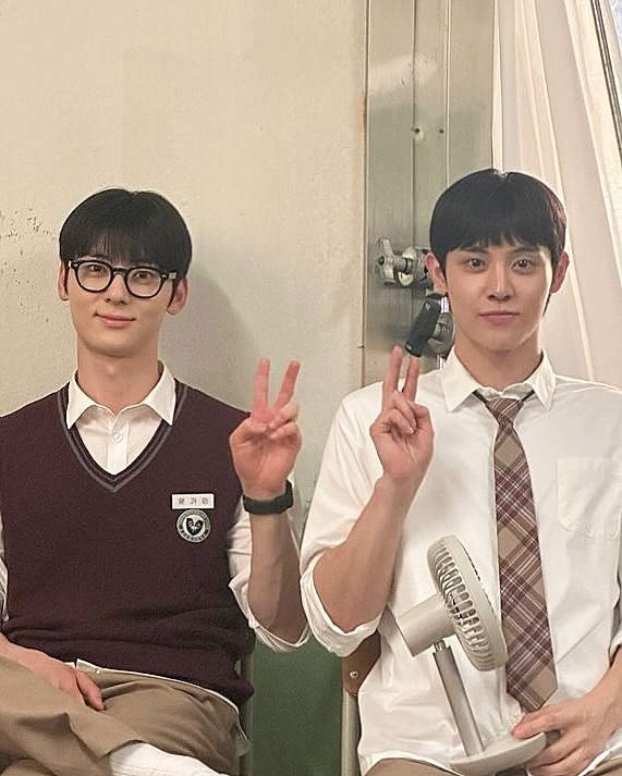 민혀니 와따 ! tweet media