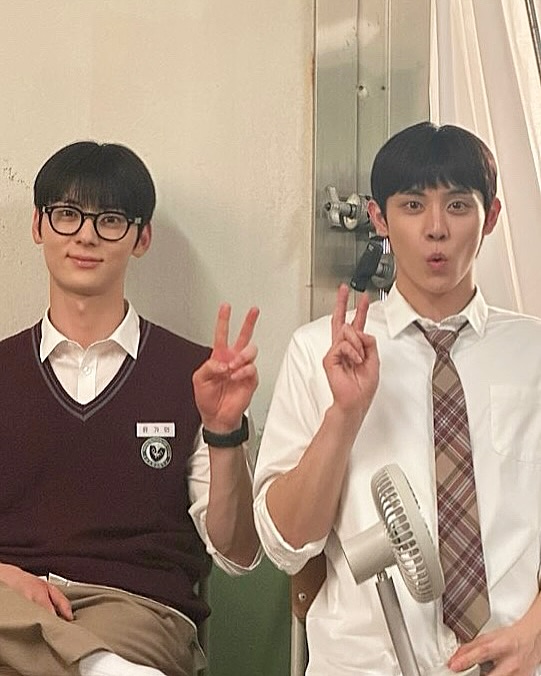 민혀니 와따 ! tweet media