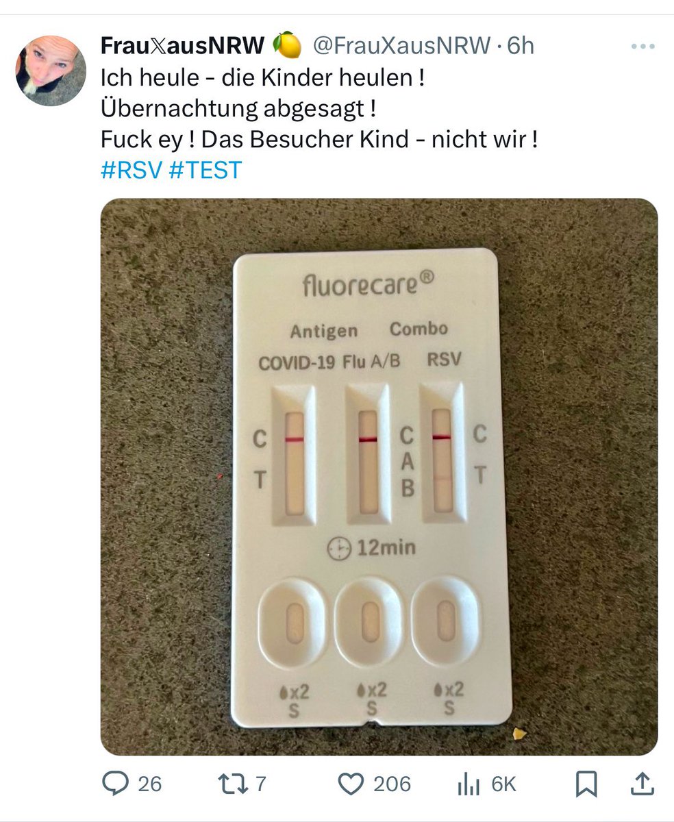 Erstmal auf entspannt „Besucherkind“ auf Krankheiten testen. Normalster Move. Danach Kinder trösten, in dem ich psychisch labil mitheule, weil „Besucherkind“ Schnupfen hat. 

Wild, was da für eine Generation von Neurotikern von absoluten Psychos herangezogen wird.