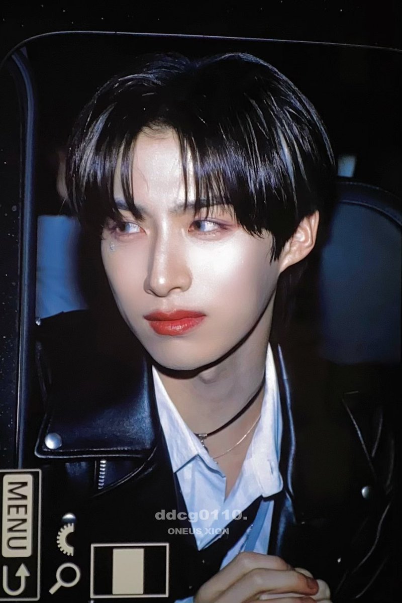 250126 알찬 하루 고생햇떠🫳🫳🫳

#손동주 #시온 #XION #シオン #원어스 #ONEUS #ワンアス