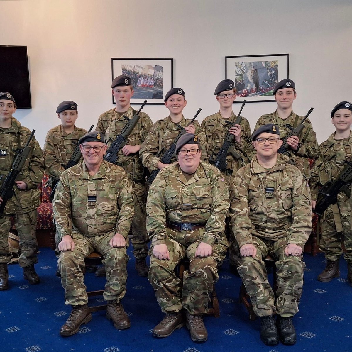 SWYorksWing's tweet image. This weekend 26 cadets undertook weapons training on the L98 and went on the pass their weapons handling tests. Additionally, 30 cadets undertook training and passed WHTs on the L81. Well done to all those involved!