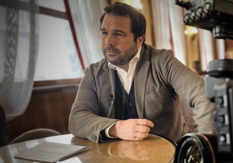 Volatilevitali1's tweet image. SANTO SUBITO
#reportrai3