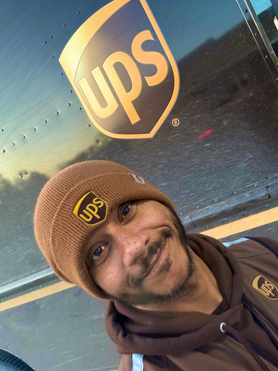 Berner's UPS Showcase (@ninjacprecruits) on Twitter photo #BusyJanuary I jumped on the opportunity to help out the <a href="/UPS_earthcityPL/">UPS Earth City Preload</a> with service for our customer’s. I had a customer thank me for her delivery and said that I’m “out here doing the Lord’s work in this cold weather.” 🥰 📦 <a href="/UPS/">UPS</a> <a href="/HRGalindoUPSers/">Luis</a> <a href="/koltensmith10/">Kolten Smith</a> <a href="/STLCityGov/">City of St. Louis</a> #BusyJanuary I jumped on the opportunity to help out the <a href="/UPS_earthcityPL/">UPS Earth City Preload</a> with service for our customer’s. I had a customer thank me for her delivery and said that I’m “out here doing the Lord’s work in this cold weather.” 🥰 📦 <a href="/UPS/">UPS</a> <a href="/HRGalindoUPSers/">Luis</a> <a href="/koltensmith10/">Kolten Smith</a> <a href="/STLCityGov/">City of St. Louis</a>