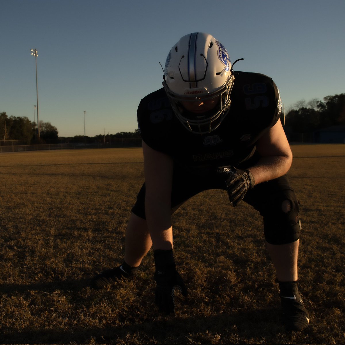 aegeorge80's tweet photo. @Thebig_56  6'4" tall, 305# Offensive Lineman with a 3.8 GPA !!!  Class of 2025! https://t.co/9GbW4vm4zM