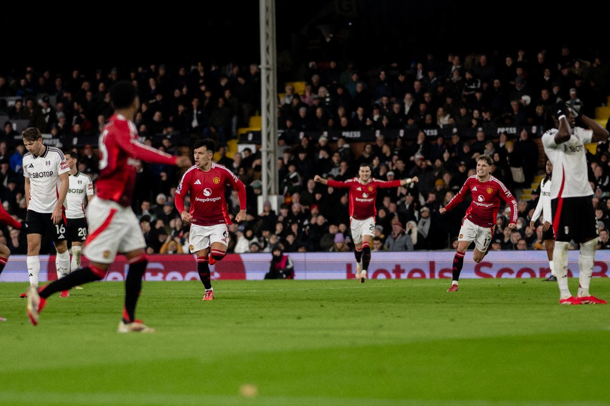 ManUtd's tweet photo. Big. Three. Points. 😤

#MUFC || #FULMUN https://t.co/HOWBkD9HH1