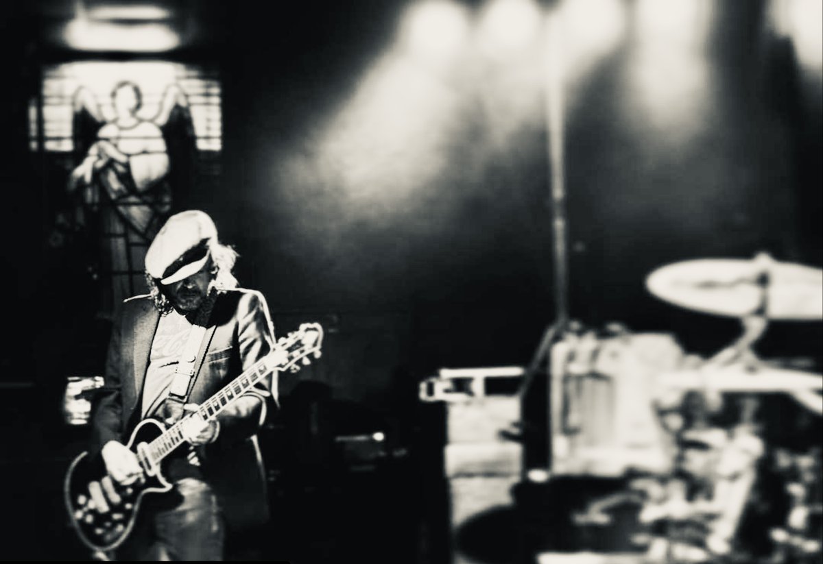 Songwriting Magazine (@songwritingmag) on Twitter photo Leaving <a href="/TheQuireboys/">The Quireboys Official</a> behind: the singer, guitarist, and songwriter Guy Griffin reflects on the rise of his new band Black Eyed Sons... songwritingmagazine.co.uk/songwriters/gu…
#guygriffin #blackeyedsons #thequireboys #songwriting #songwriter #guitarist Leaving <a href="/TheQuireboys/">The Quireboys Official</a> behind: the singer, guitarist, and songwriter Guy Griffin reflects on the rise of his new band Black Eyed Sons... songwritingmagazine.co.uk/songwriters/gu…
#guygriffin #blackeyedsons #thequireboys #songwriting #songwriter #guitarist