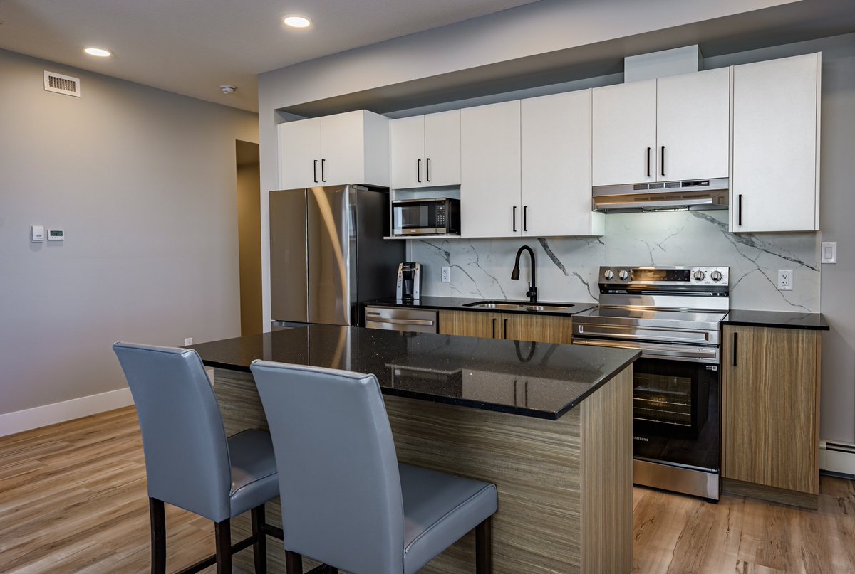 MrdjenMilan's tweet photo. Yellowknife’s newest apartment building. https://t.co/jKA2N9T1Iy
122 Hagel Drive - The View https://t.co/mTNrdcxLd6