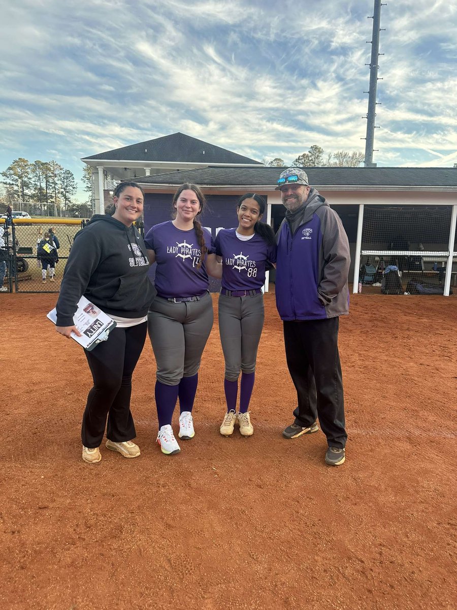 PRLadyPirates's tweet photo. Thank you Coach Newberry and staff for having our #14 @LexiJohnson2026 and #88 @camille_miller8 out yesterday for camp. They enjoyed the drills and time there and are looking forward to being back soon. @CC_Koalas_SB @Topher54Chris https://t.co/XBnDVju7ph