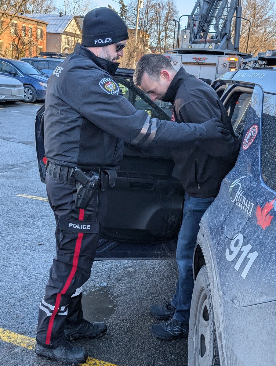 OPFFALocal_162's tweet image. A community officer was at the same event as us in Sandy Hill. He was very upset about their loss at the sirens series. I reminded him we beat them at boxing as well.