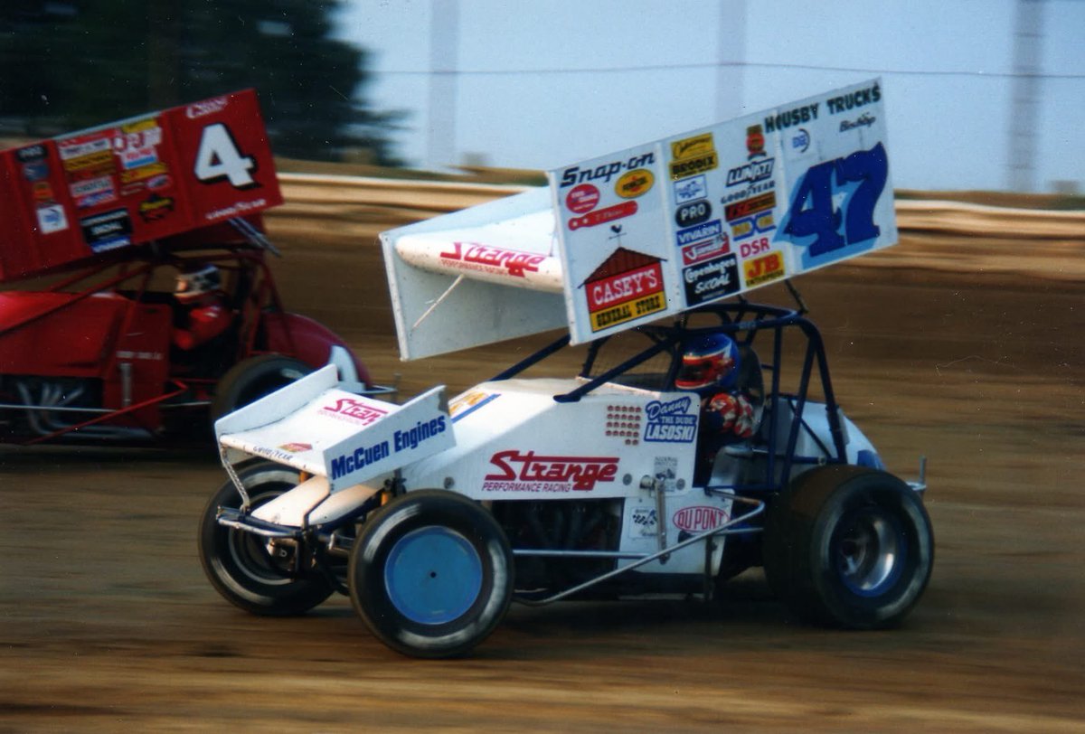 Danny Lasoski races inside of Bobby Davis Jr. - 1994 - Derek Bobik 📸