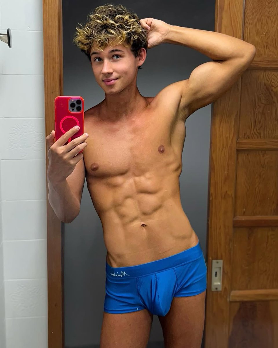 str8mentamed's tweet photo. Innocent teen boy exploited for 500 usd
And got his 1st experience with men
Comment “ teen” for full video https://t.co/eGamlNrZg0