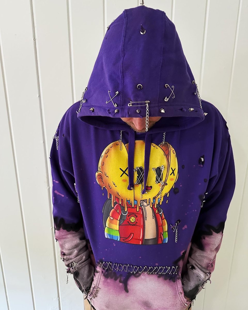 🫠🌕Melting Moons tweet media