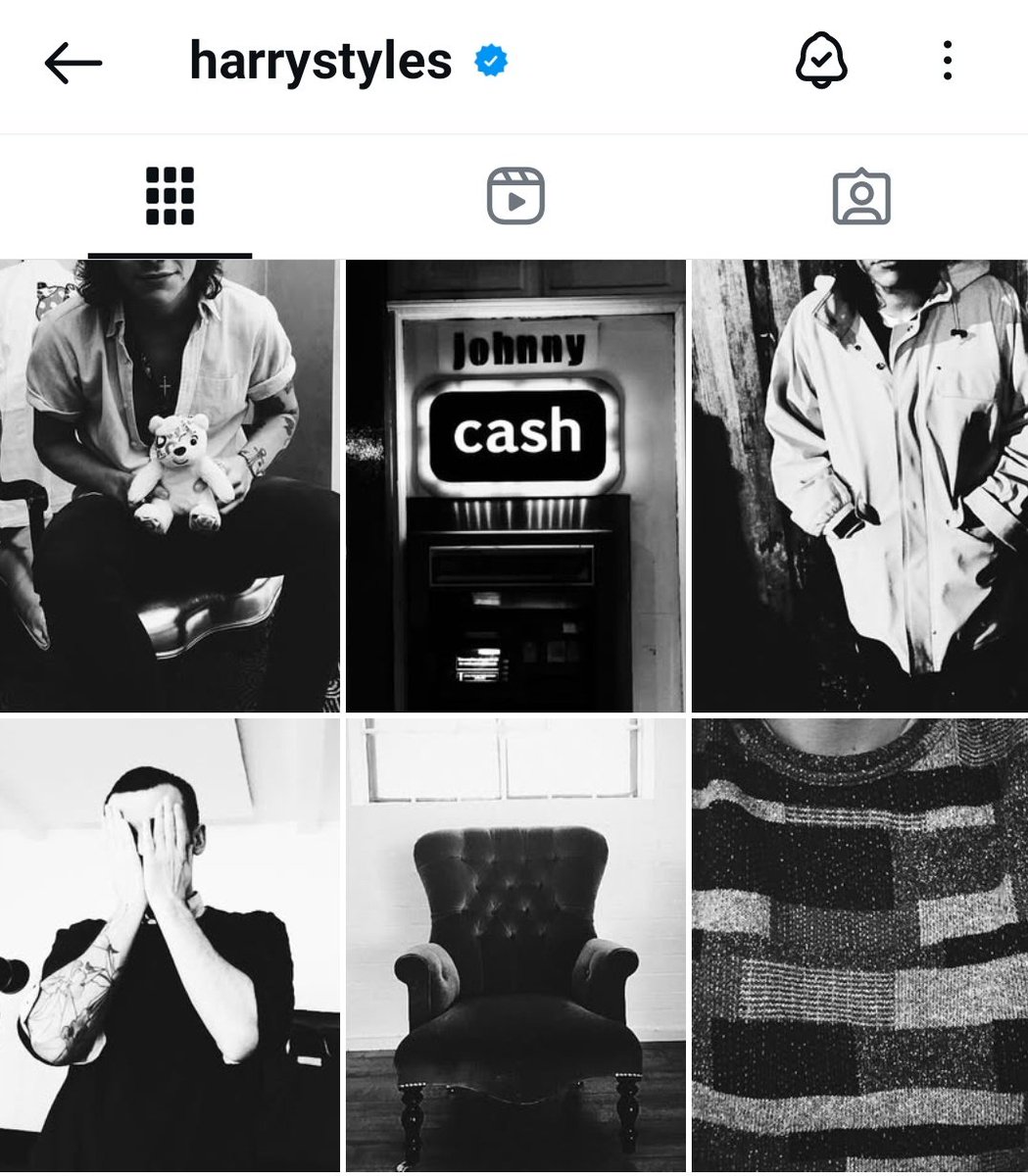 kissyearly's tweet photo. if harry ever deleted his old instagram posts i'd actually kill myself https://t.co/ywVWigLzg3
