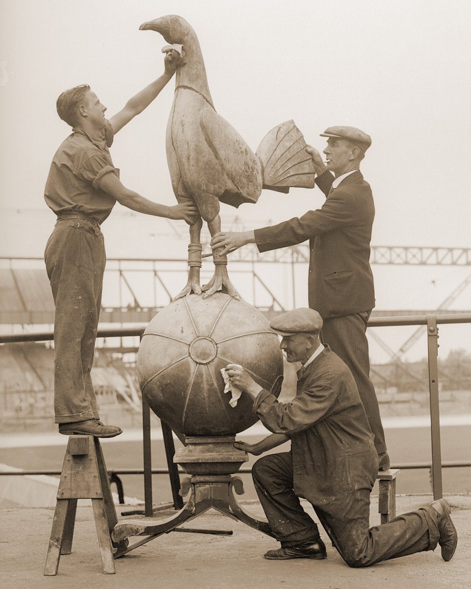 Its dark right now but the sun will shine again. We must fight for our great club 🤍