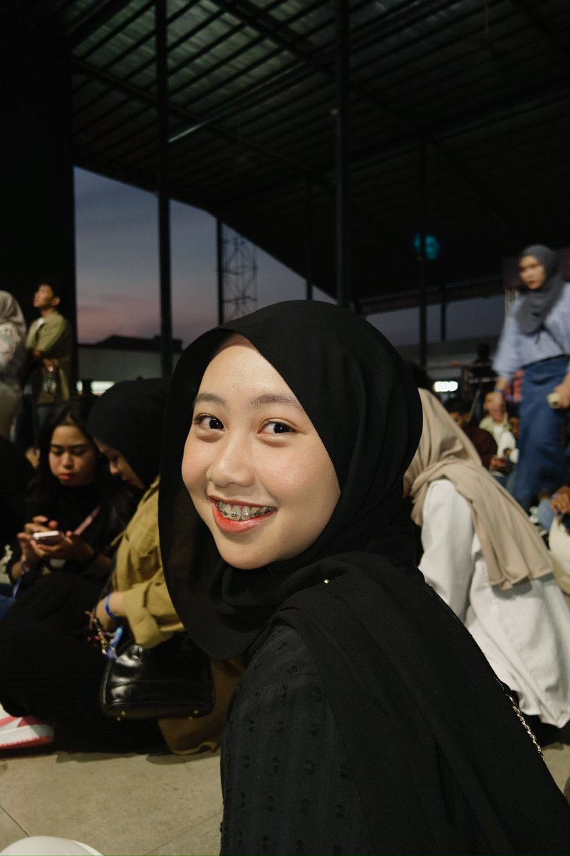 Pirdawss's tweet photo. Haloo, orang yang bersedia menjadi partner in crime aku sejak 14 November 2019👋🏻

Sekarang 27 Januari 2025, selamat ulang tahun, selamat menjalani umur 22 dengan full senyuummm😗😁

Ucapinnya disini sajah soalnya sy tida punya igek😛❤️
@shutdefakaf 🙇🏻‍♂️🤏🏻 https://t.co/iq0TXJadvi