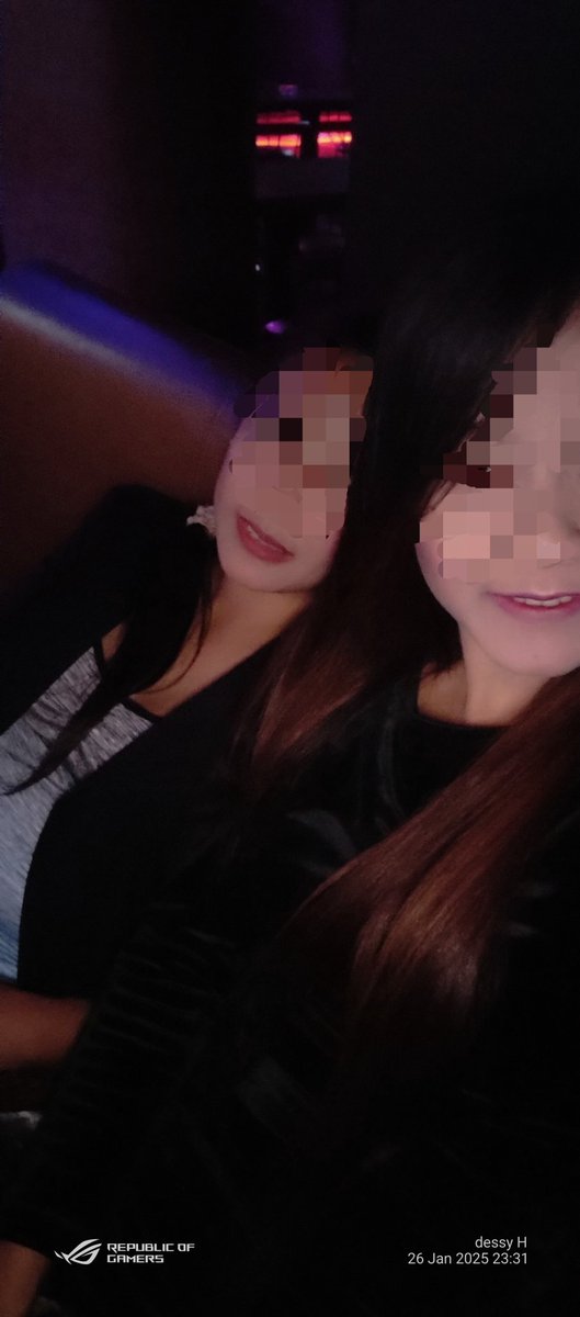 miiMeowmew's tweet photo. me now with @Sugarloli12 https://t.co/9koOktQAal