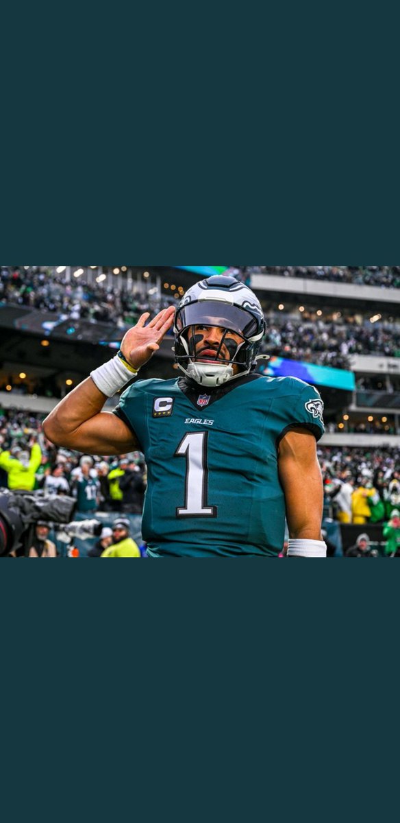 DanSileoShow's tweet photo. @elonmusk I guess the #Eagles QB is a Nazi to right?😅😅😅 #MainstreamMediaisDead https://t.co/NOMYVmIifm