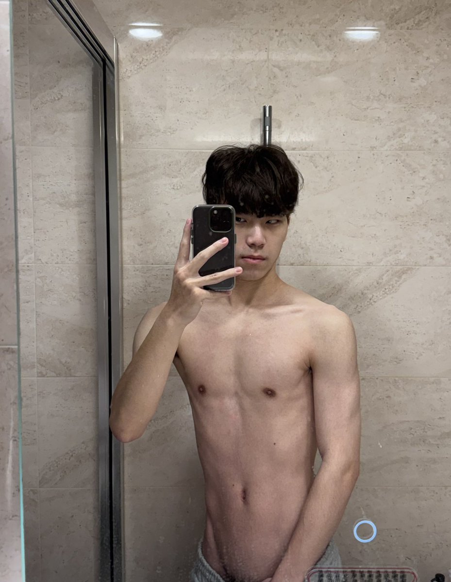 放假出門人擠人
不如跟我一被擠