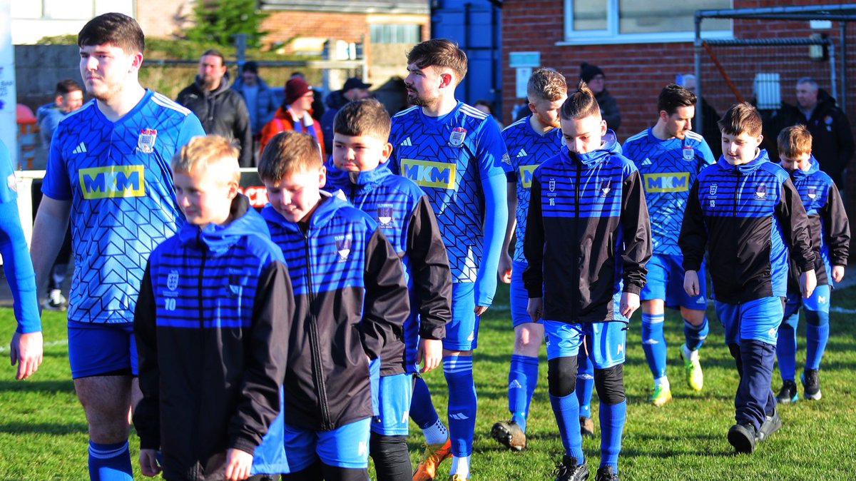 squiresgatefc's tweet photo. 💙 𝗧𝗲𝗮𝗺 𝗼𝗳 𝘁𝗵𝗲 𝗪𝗲𝗲𝗸 💙

👏 A massive thank you to FC Rangers U12’s, who were our Mascots at yesterday’s match. We hope you enjoyed your day with us!

📸 @OLDBLUEFOX 
🔷 #WeAreGate | #GateCommunity https://t.co/eAscsP0XTN