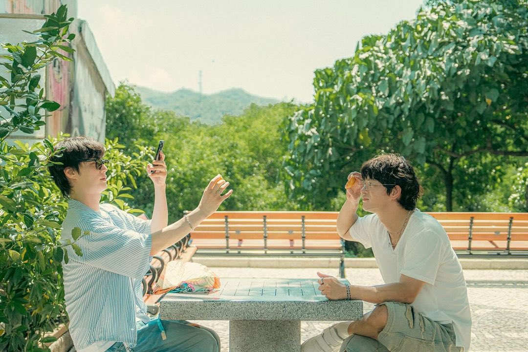 sick_alone's tweet photo. 내일이 없는 것처럼 사랑하라
그리고 내일이 오거든 다시 사랑하라 https://t.co/EP5zCh7ozh